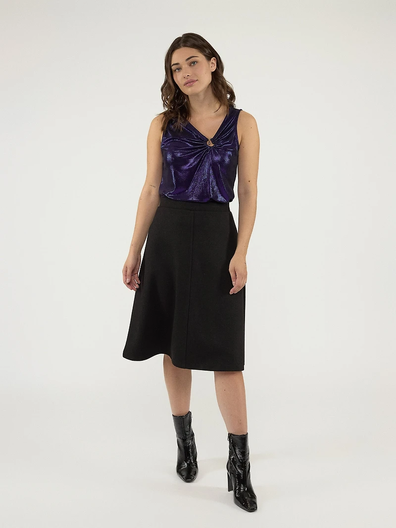 Semi-fitted tank top