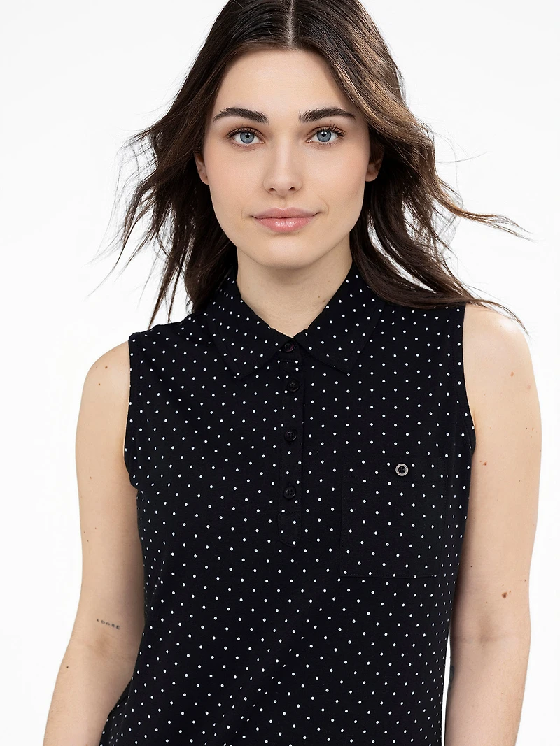 Semi-fitted tank top