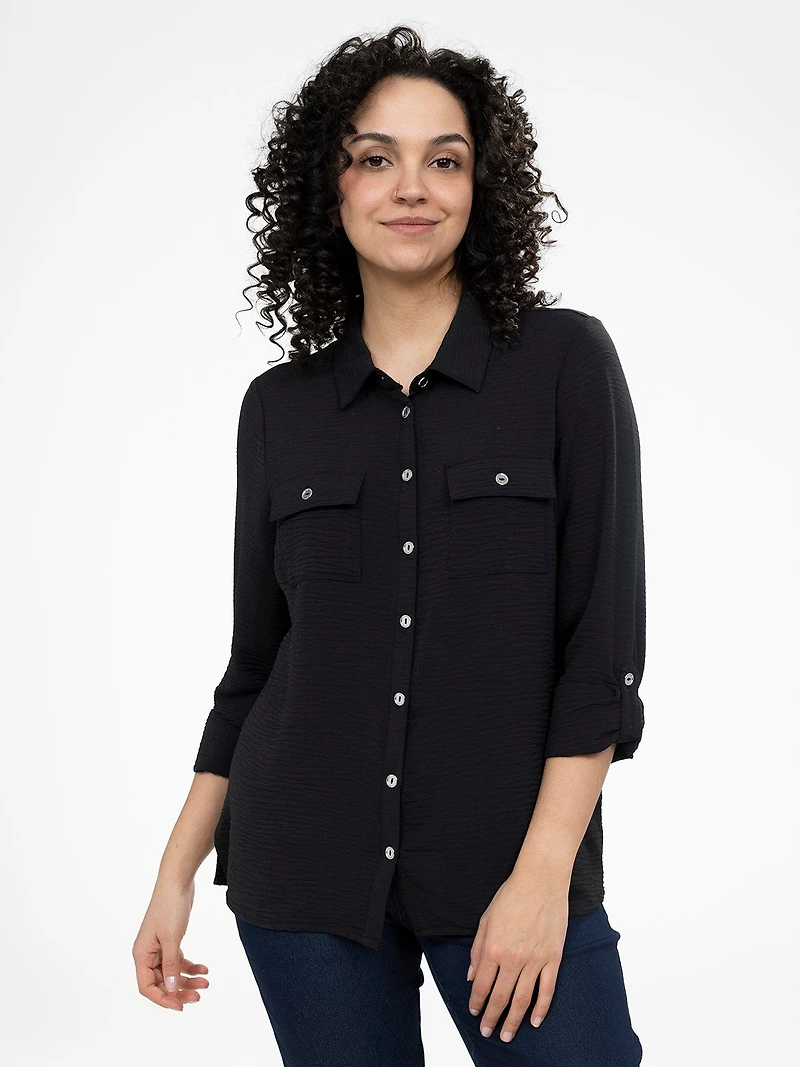 Long-sleeve semi-fitted blouse with buttons