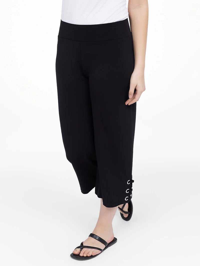 Straight casual pull-on capri - Petite