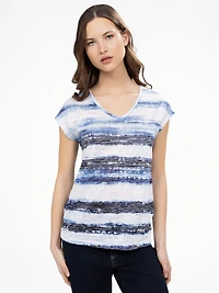 Short-sleeve semi-fitted t-shirt