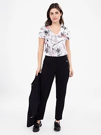 Short-sleeve semi-fitted t-shirt