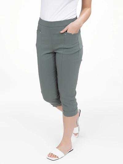 Pull-on capri