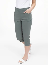 Pull-on capri