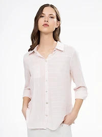 Long-sleeve semi-fitted blouse with buttons