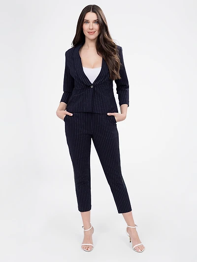 Semi-fitted 3/4 sleeve blazer