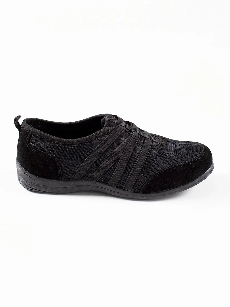Flat shoes