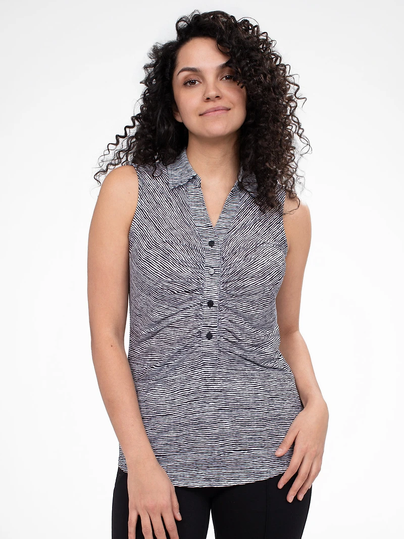 Semi-fitted tank top