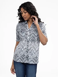 3/4-sleeve semi-fitted blouse with buttons