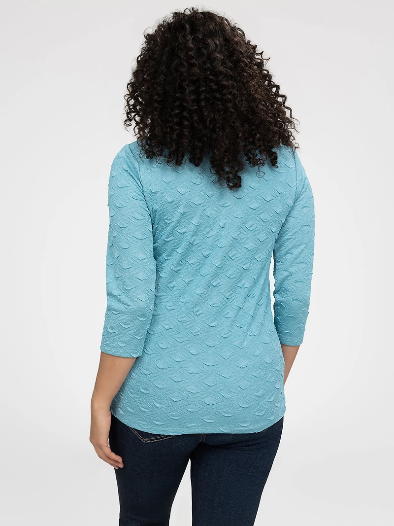 3/4-sleeve semi-fitted t-shirt