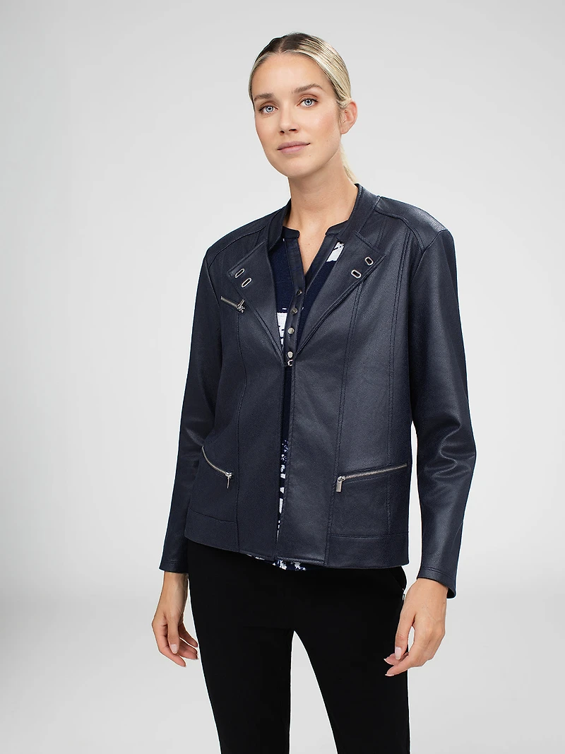 Crop semi-fitted vest