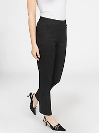 Straight semi-fitted pull-on dress pant