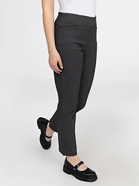 Straight semi-fitted pull-on pant