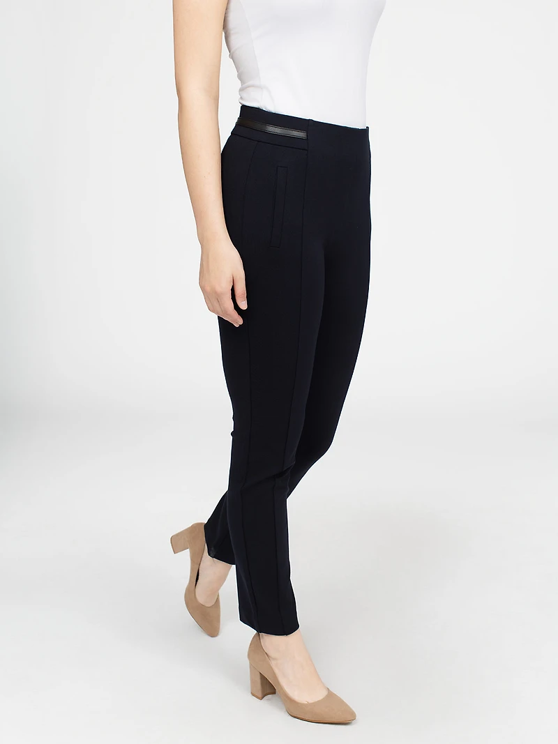 Pantalon habillé étroit semi-ajusté à enfiler - Petite