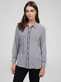 Blouse semi-ajustée à manches longues avec boutons
