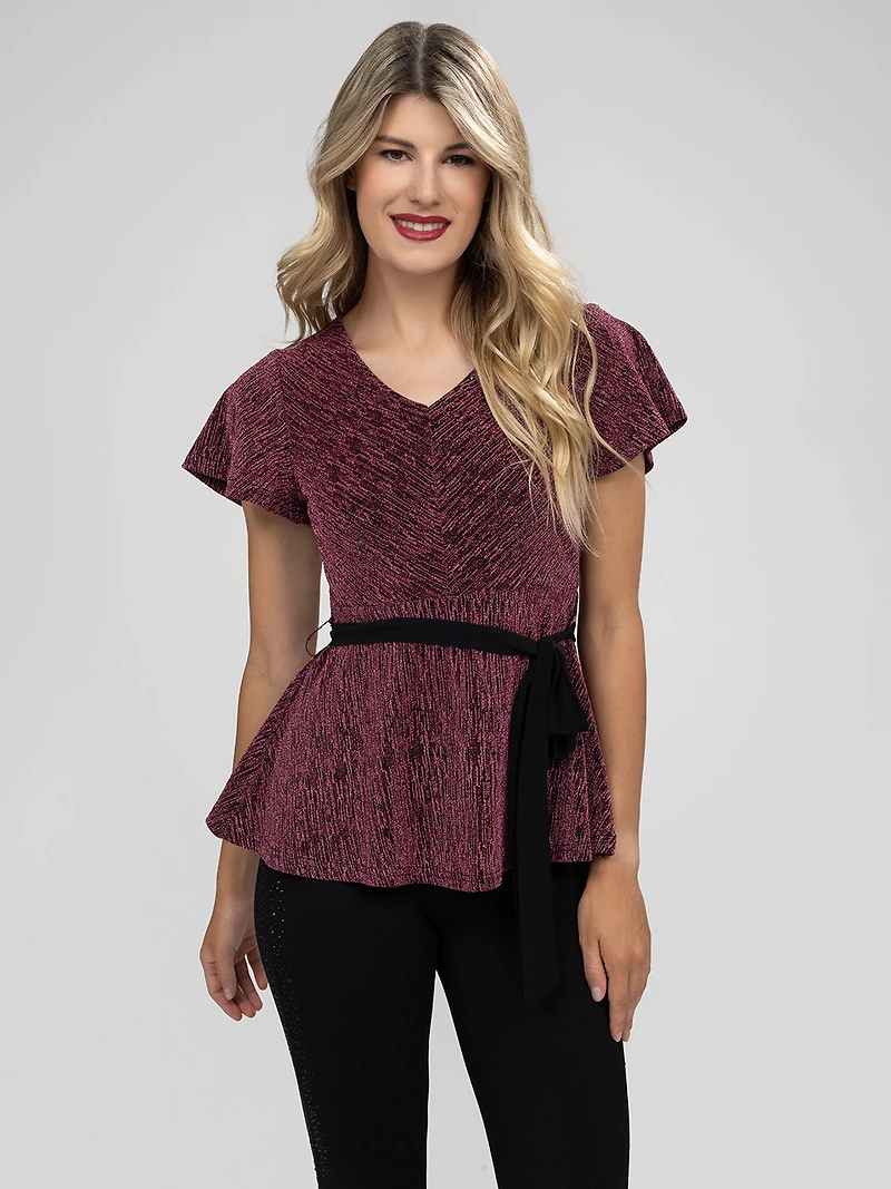 Long-sleeve semi-fitted t-shirt