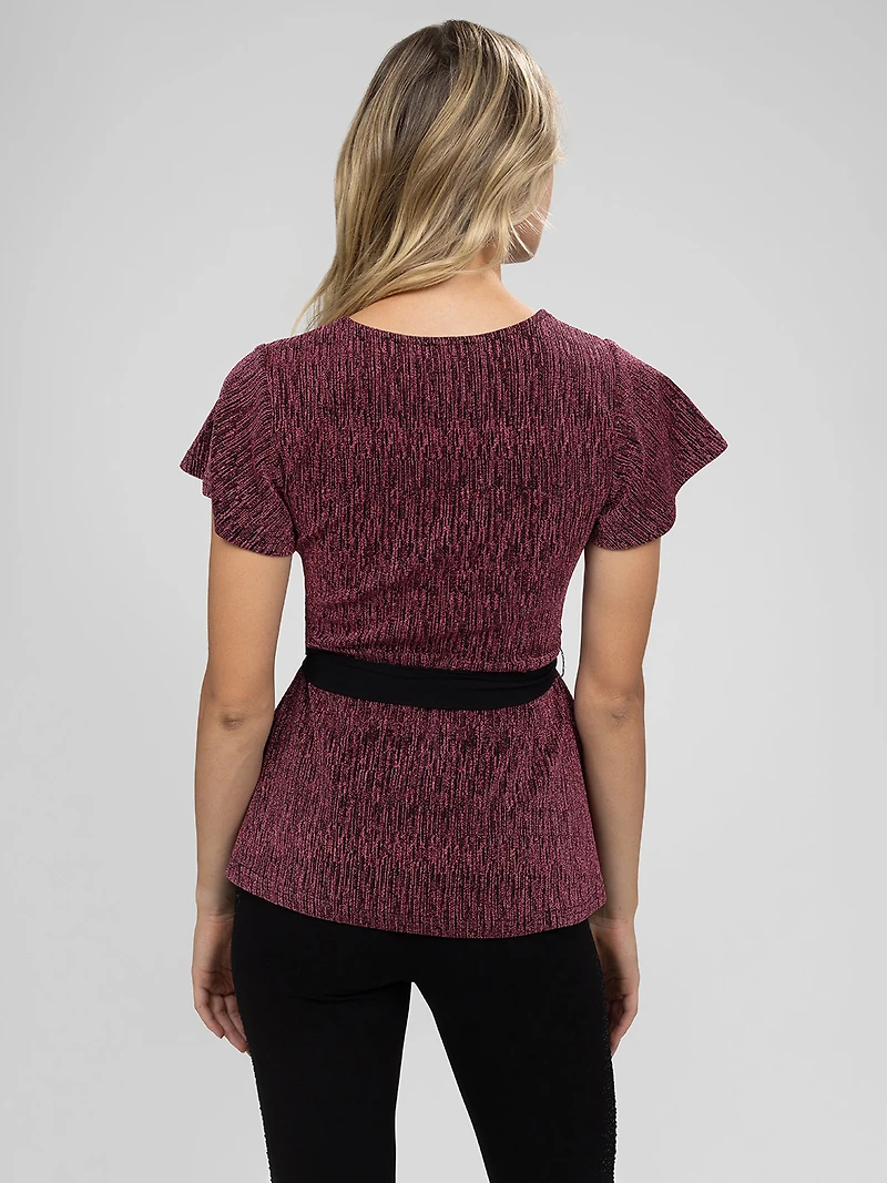 Long-sleeve semi-fitted t-shirt