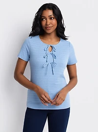 Short-sleeve semi-fitted t-shirt