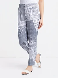 Narrow semi-fitted pull-on dress pant