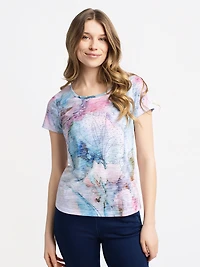 Short-sleeve semi-fitted T-shirt