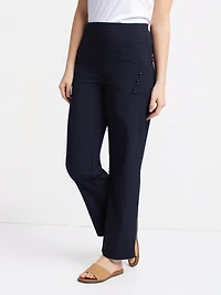 Lightweight pants with an elastic waistband