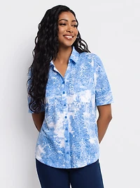 Blouse semi-ajustée à manches courtes avec boutons