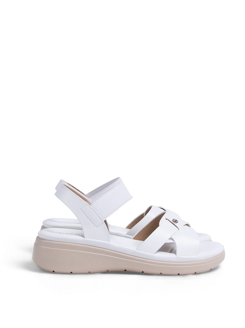 Sandales à talons compensés