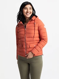 Short semi-fitted coat