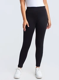 Pull-on ankle-length yoga pants