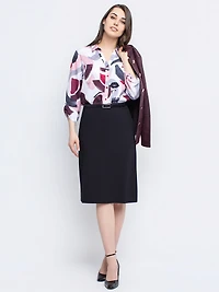 Knee-length knit skirt