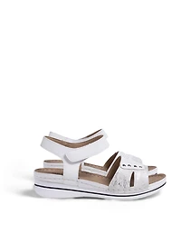 Sandales à talons compensés