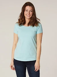 Short-sleeve semi-fitted t-shirt