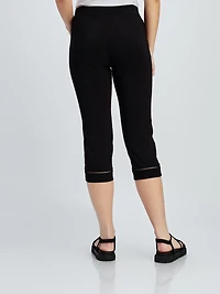 Skinny fitted pull-on capri