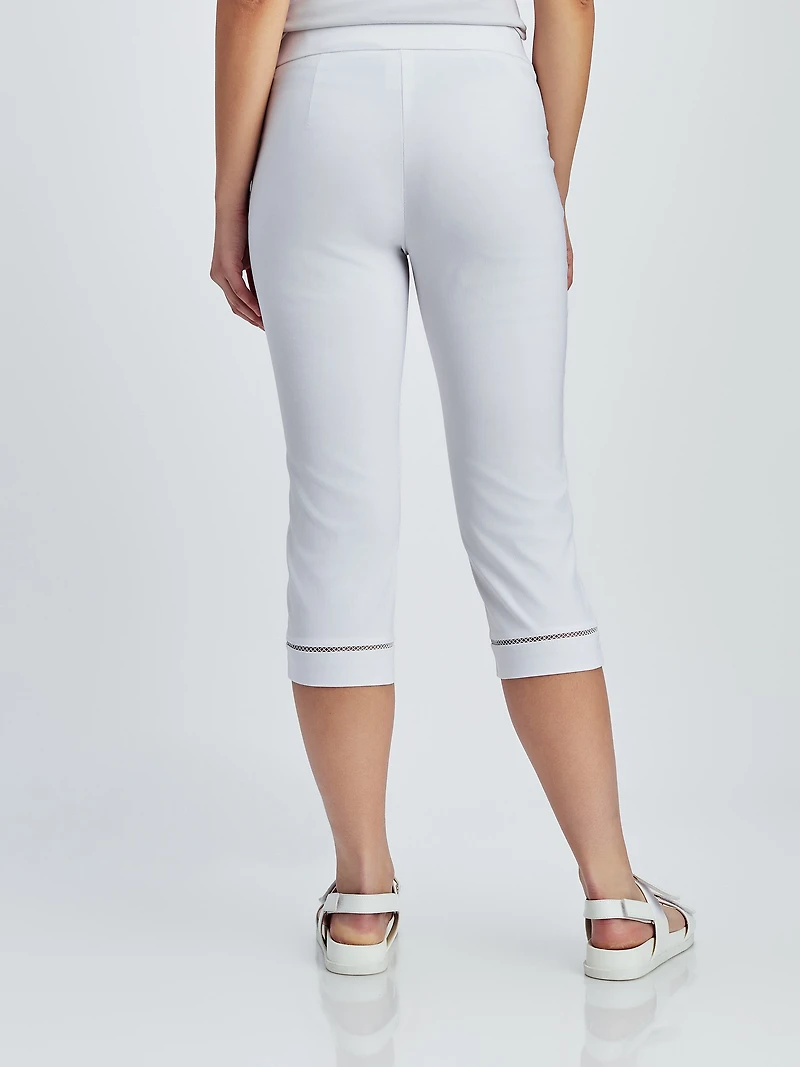Skinny fitted pull-on capri