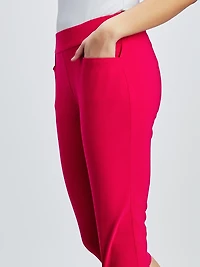 Skinny fitted pull-on capri