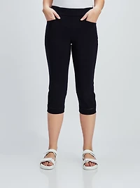 Skinny fitted pull-on capri