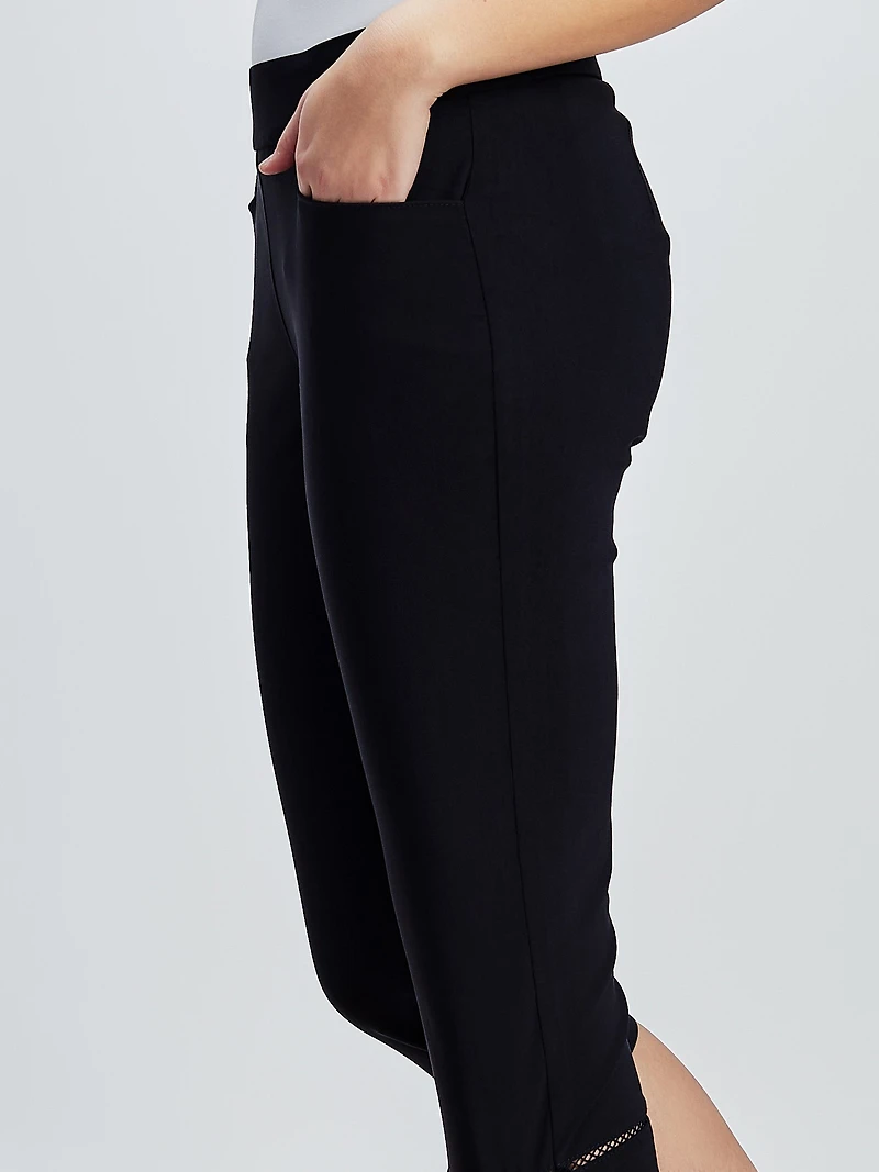 Skinny fitted pull-on capri