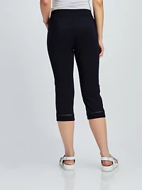 Skinny fitted pull-on capri