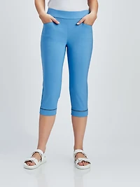 Skinny fitted pull-on capri