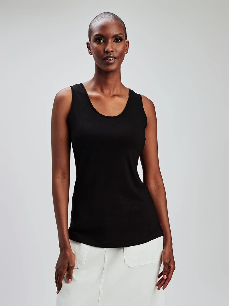 Semi-fitted tank top