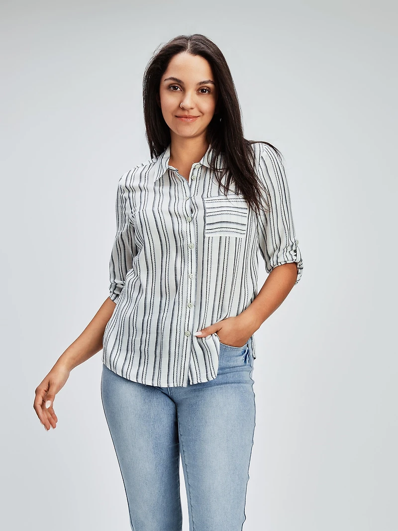 Blouse à manches 3/4 avec boutons