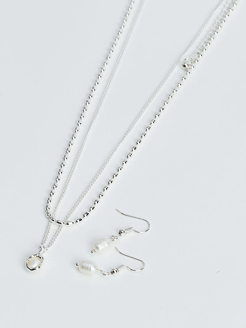 Ensemble de bijoux