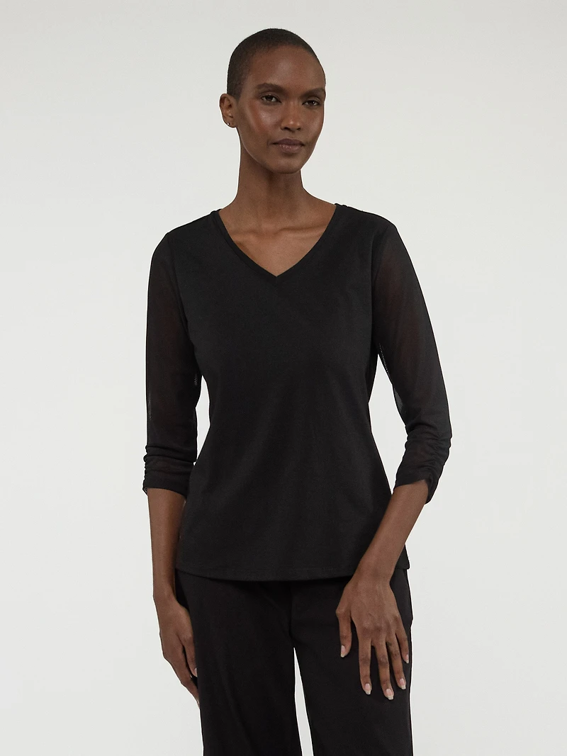 3/4-sleeve fitted t-shirt