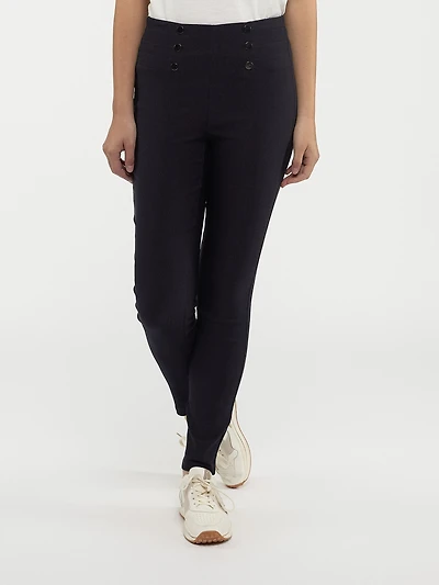 Skinny fitted pull-on pant