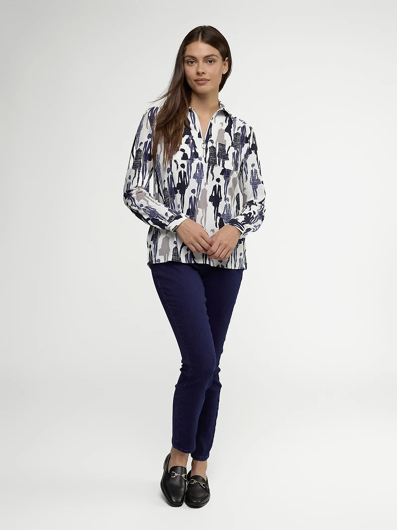 Semi-fitted blouse