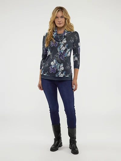 3/4-sleeve semi-fitted fooler tunic