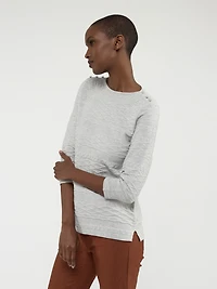 3/4-sleeve semi-fitted pullover sweater