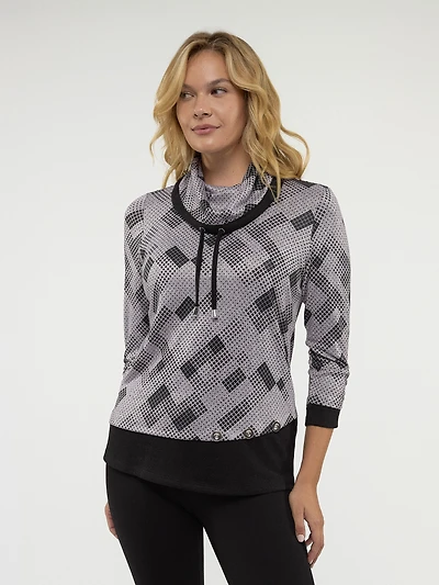 3/4-sleeve semi-fitted fooler tunic
