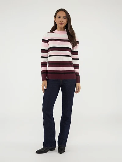 Long-sleeve semi-fitted pullover sweater