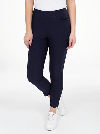 Straight semi-fitted ankle pant